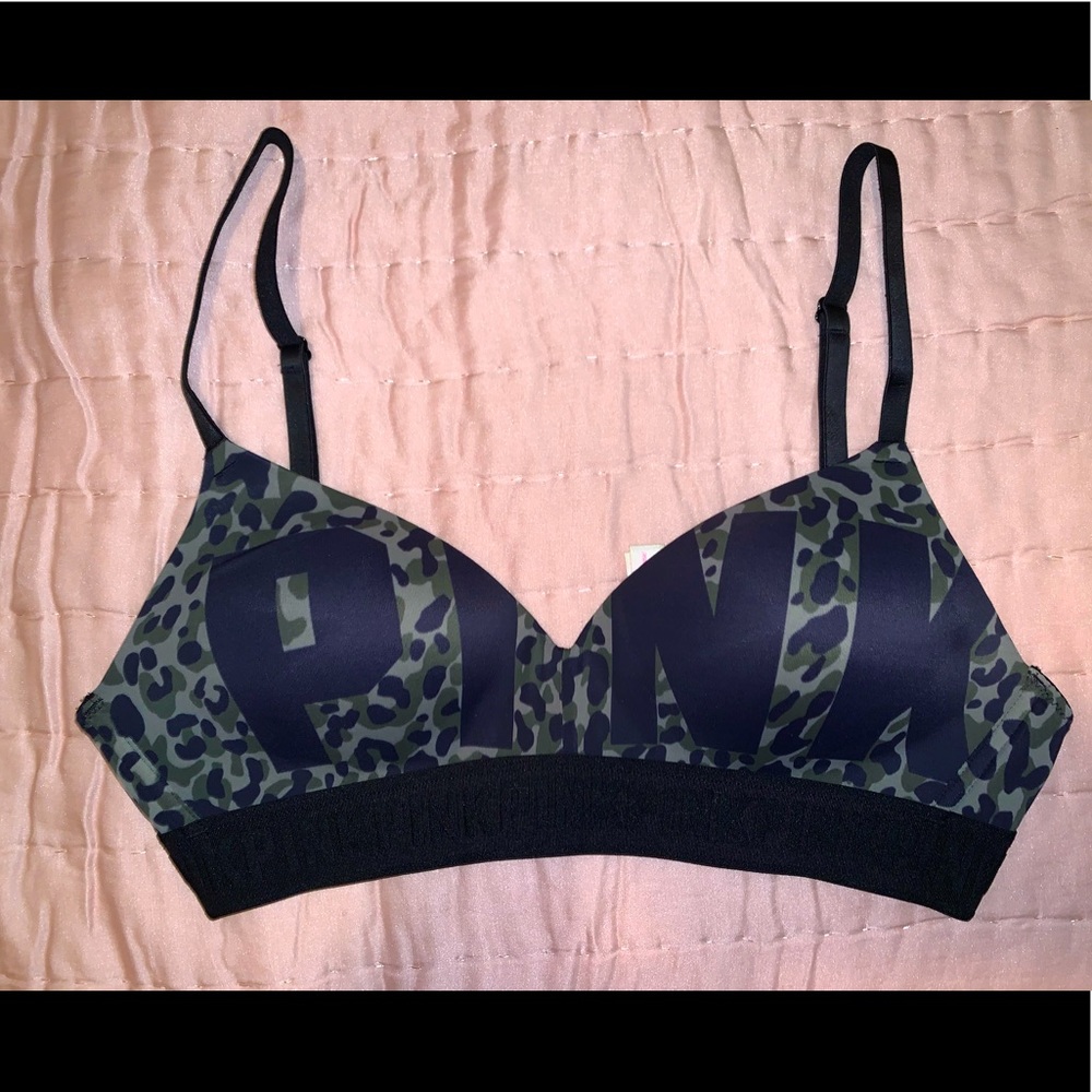 PINK Wear Everywhere Bra